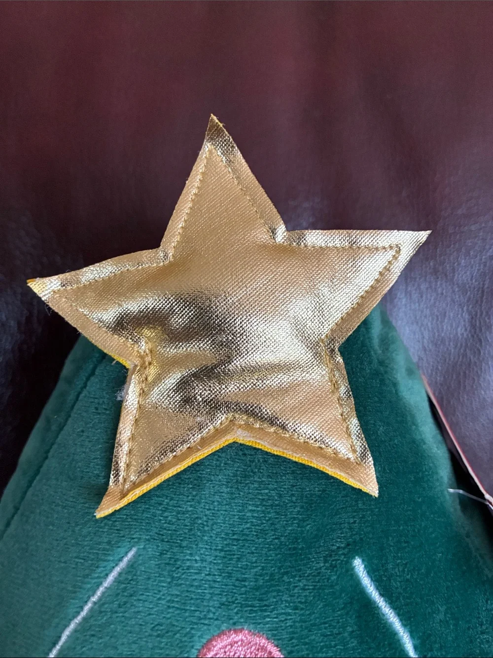 Disney/St. Nicholas Square - MICKEY MOUSE-CHRISTMAS TREE PILLOW